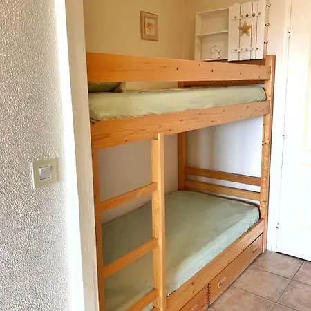 Studio vue mer en centre ville de Sainte Maxime, plage 3 min à pied Sainte-Maxime